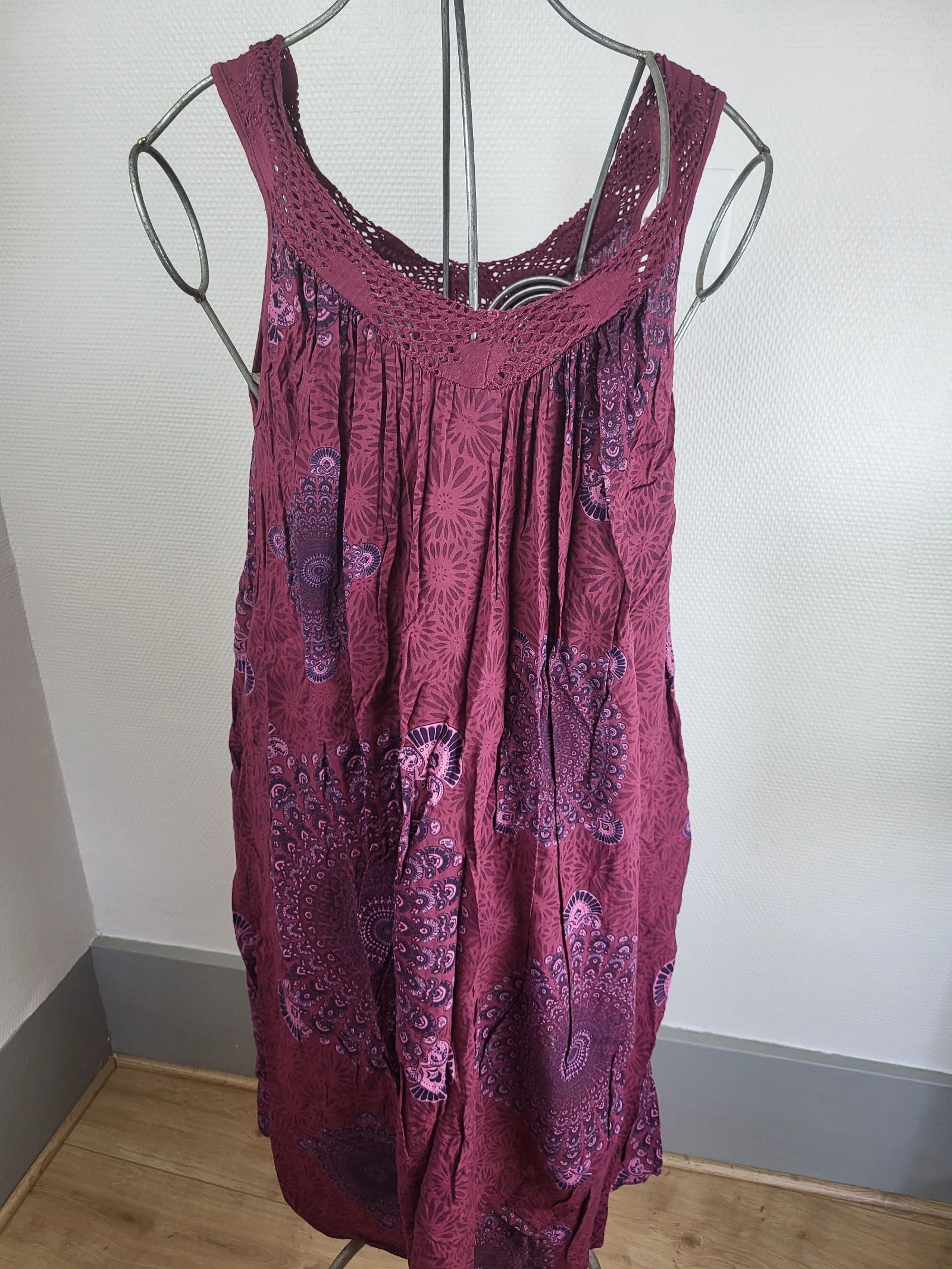 Lichte Zomerjurk Mandala Motief Boheems Paars Bordeaux Maat 42 / XL – photo 2